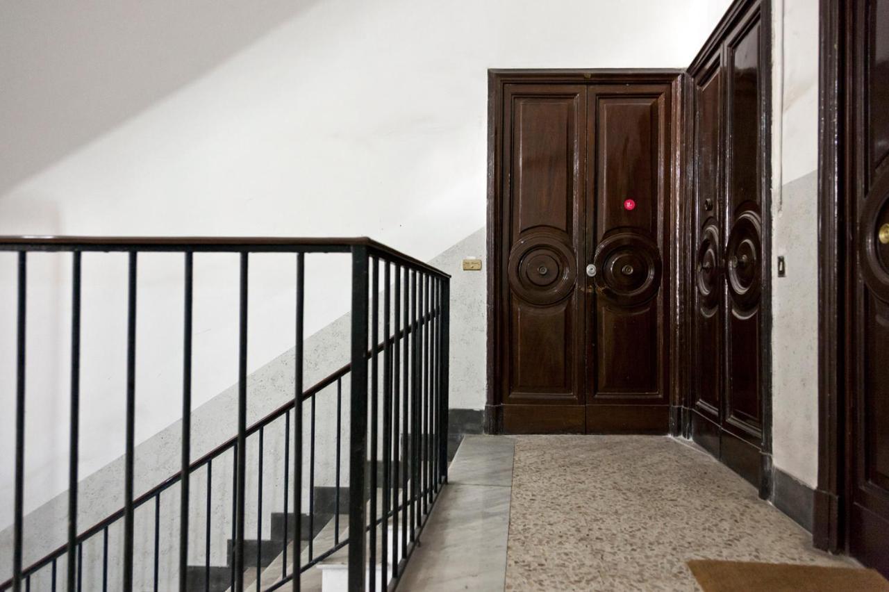 Elegant Apartment At Chiaia By Wonderful Italy Naples Exterior photo
